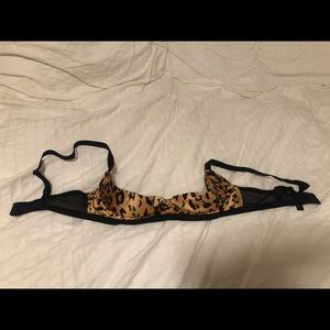 Ann Summers raunchy ‘bra-less’ strappy bra leopard